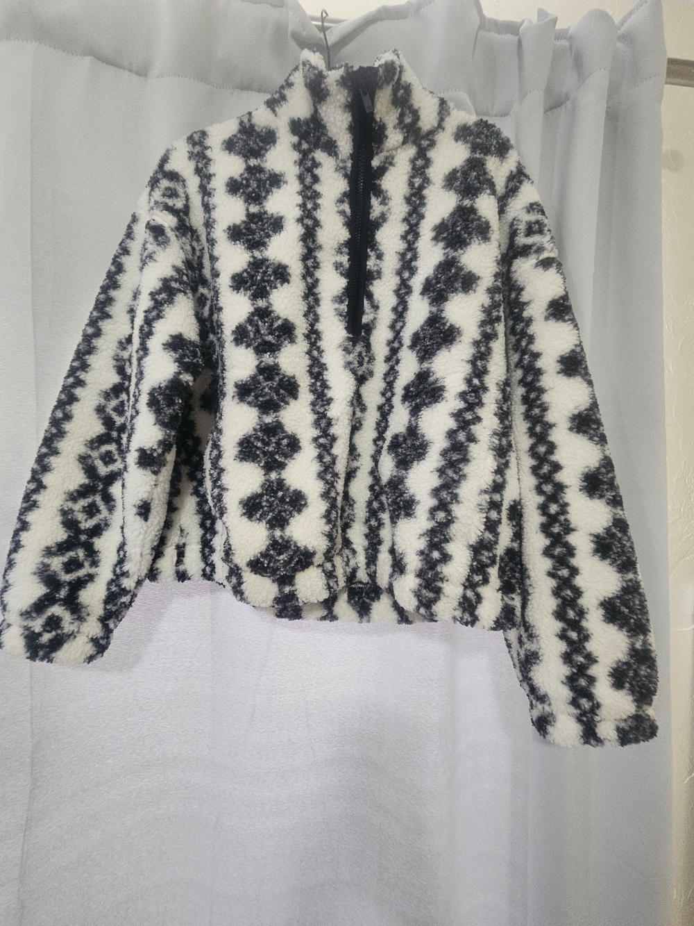 all in motion Black & White Patterned Sherpa Zip Jacket